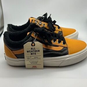 Vans Old Skool MTE NWT- men 8 / women‎ 9.5